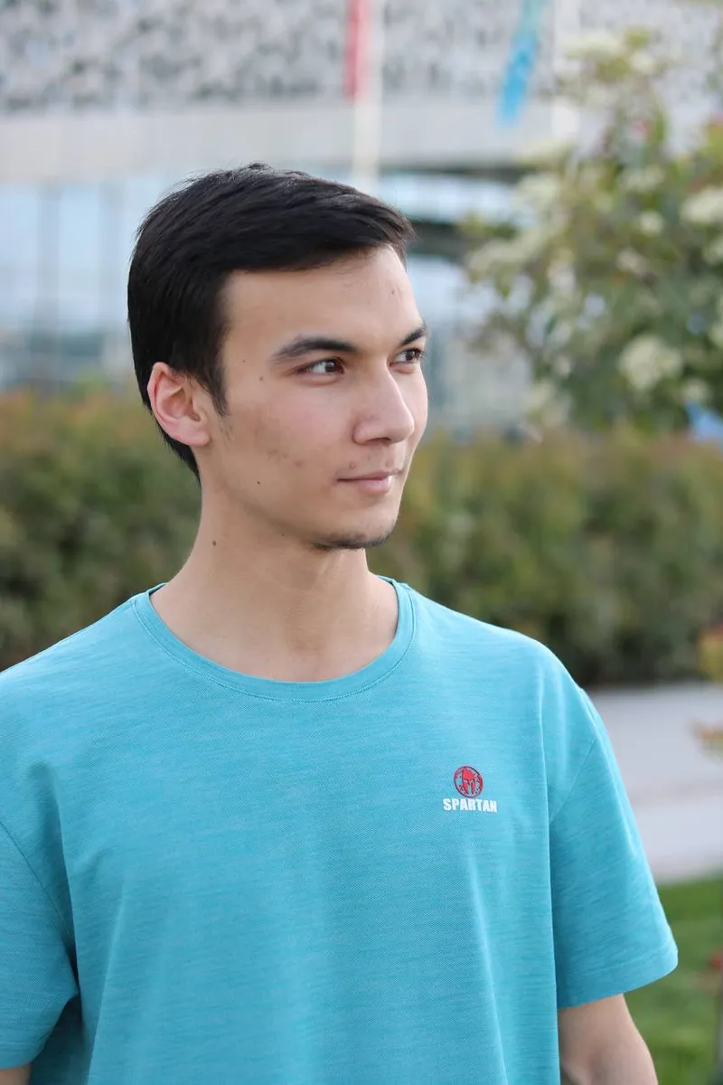 Javlon — Middle AI Developer